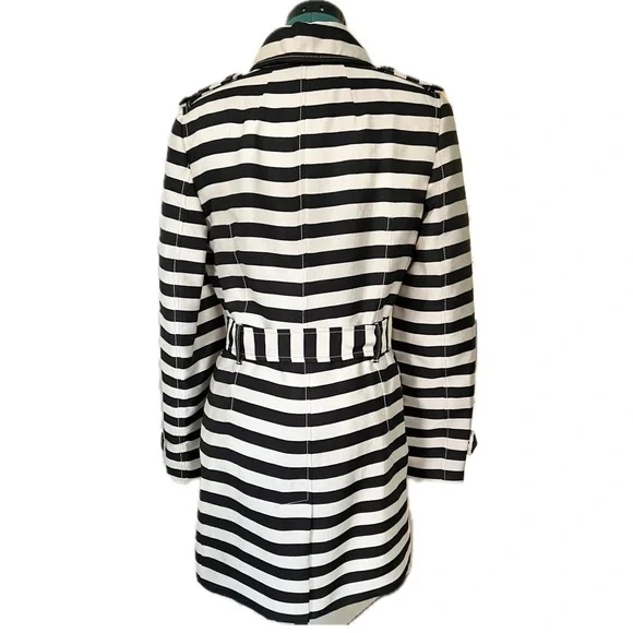 Banana Republic Striped Trench - Picture 3 of 15